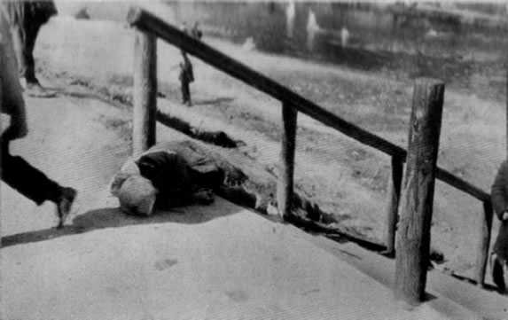 1932-33 Hiolodomor Photo