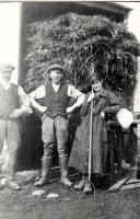 eirian with farm labourers.JPG (387532 bytes)